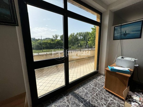 appartamento in vendita a Fara Filiorum Petri