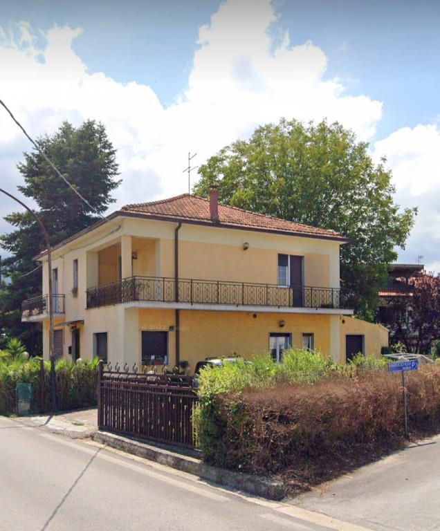 casa indipendente in vendita a Fara Filiorum Petri