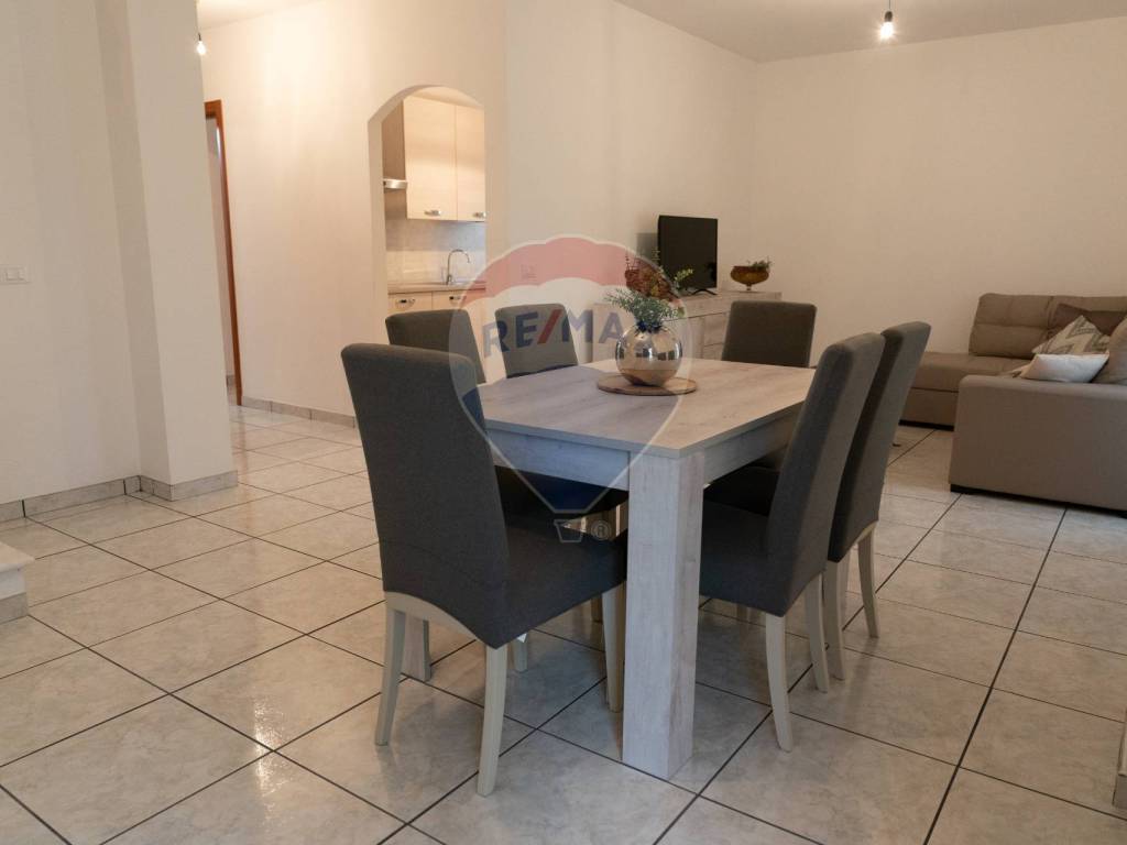 appartamento in vendita a Fara Filiorum Petri