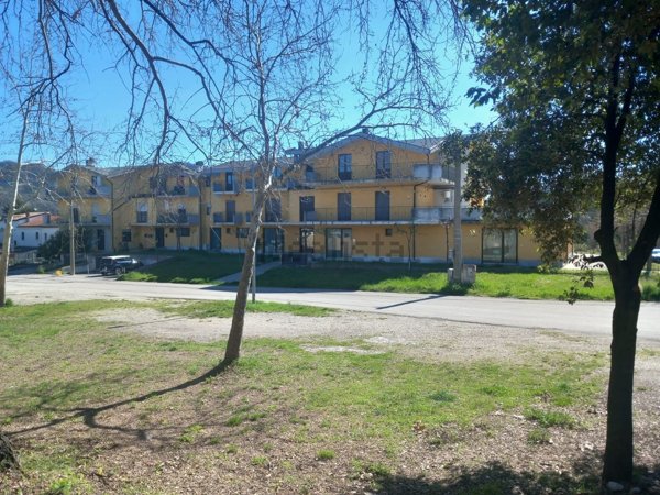 appartamento in vendita a Fara Filiorum Petri