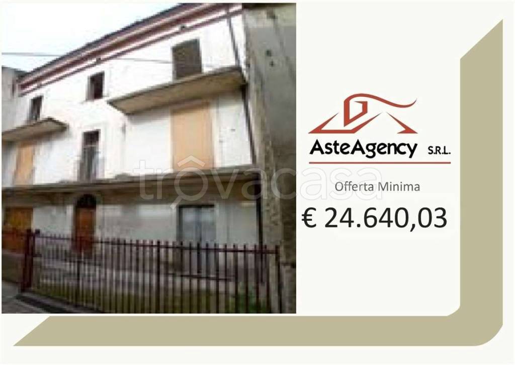 appartamento in vendita a Fara Filiorum Petri