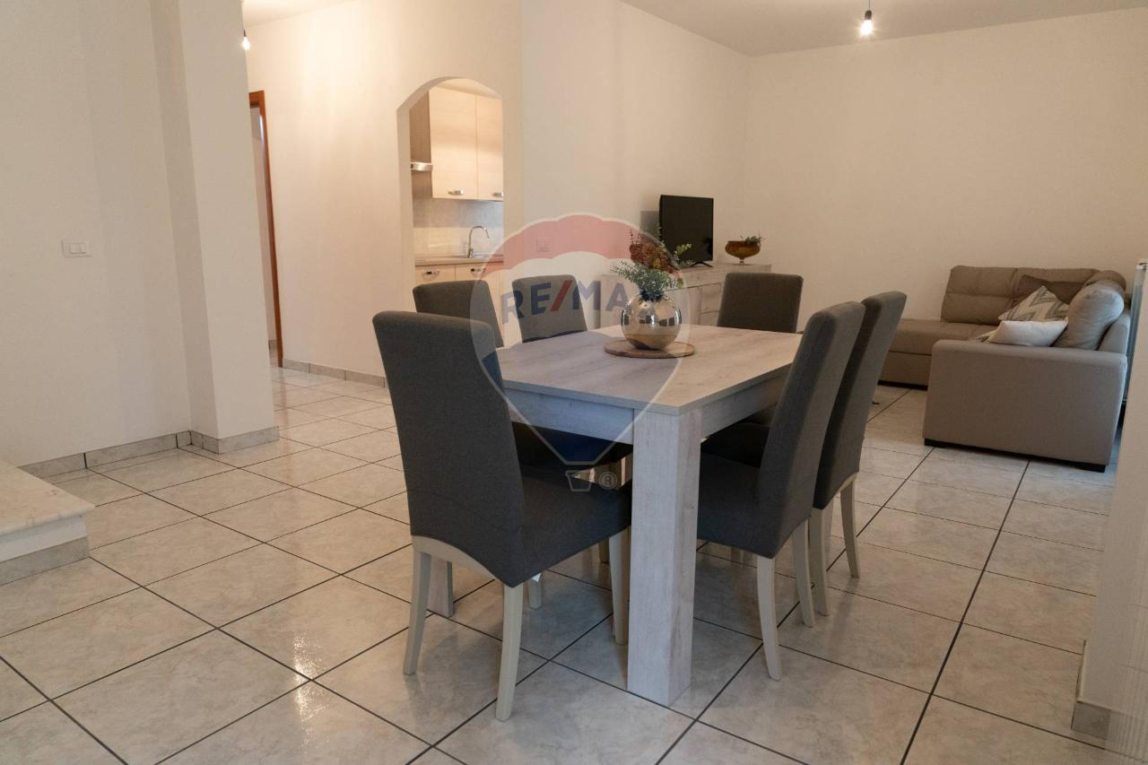 appartamento in vendita a Fara Filiorum Petri