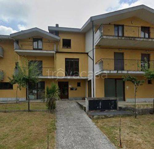 appartamento in vendita a Fara Filiorum Petri
