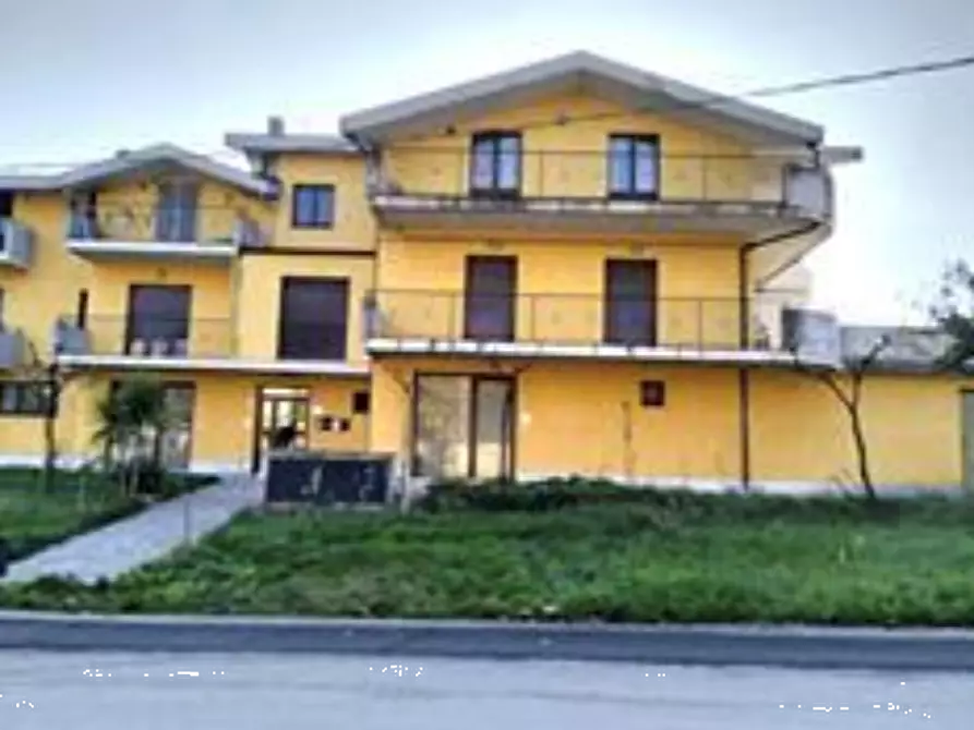appartamento in vendita a Fara Filiorum Petri