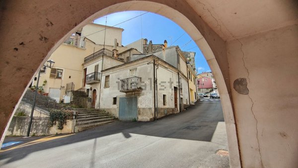 esavano in vendita a Fara San Martino