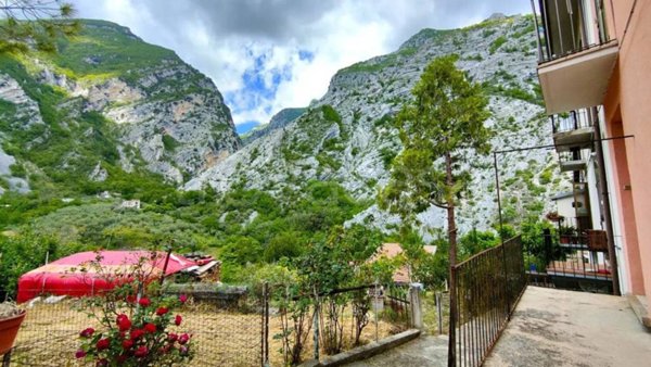 casa indipendente in vendita a Fara San Martino