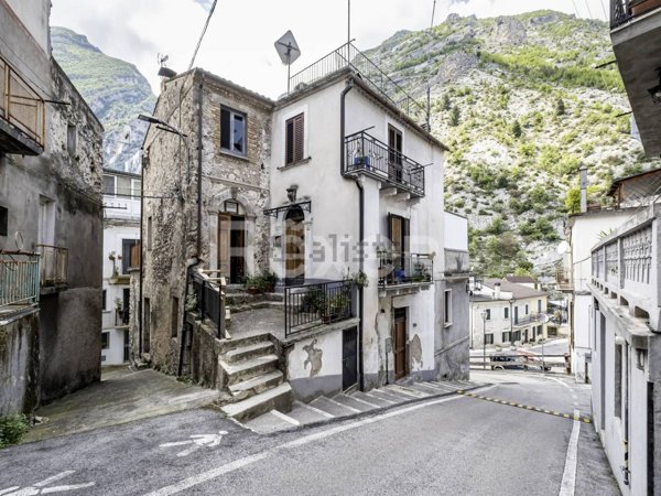 quadrivano in vendita a Fara San Martino