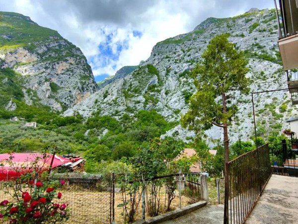 casa indipendente in vendita a Fara San Martino