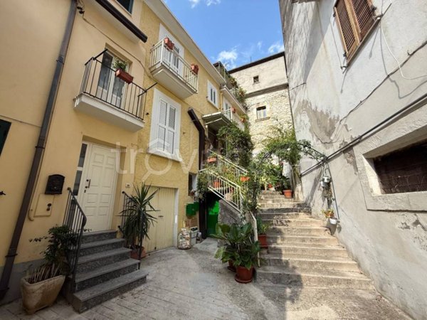 casa indipendente in vendita a Fara San Martino