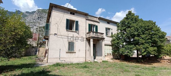 casa indipendente in vendita a Fara San Martino