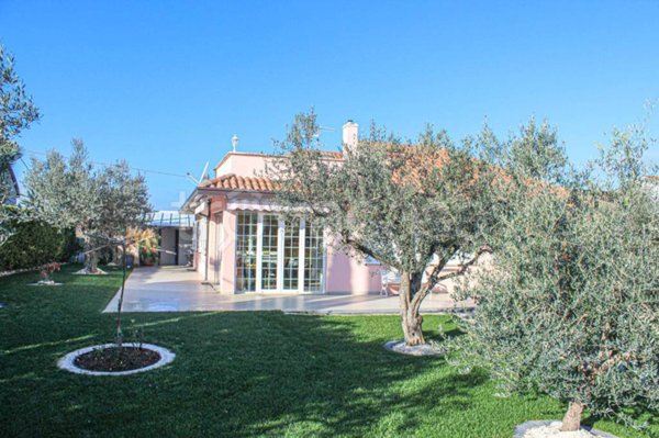 casa indipendente in vendita a Filetto