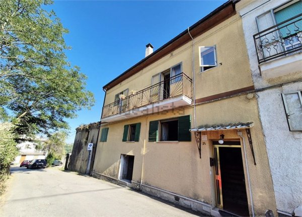 casa indipendente in vendita a Filetto