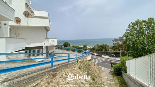 appartamento in vendita a Fossacesia in zona Fossacesia Marina