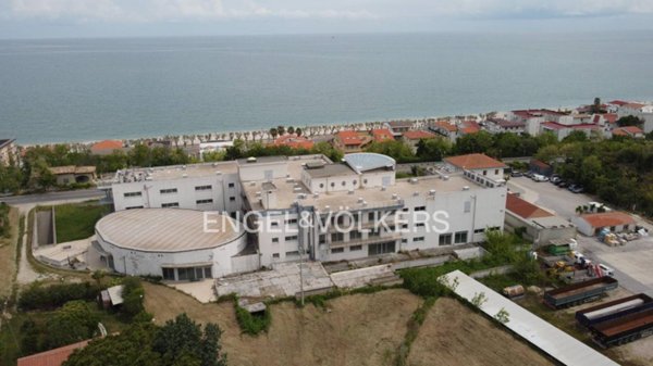 negozio in vendita a Fossacesia in zona Fossacesia Marina