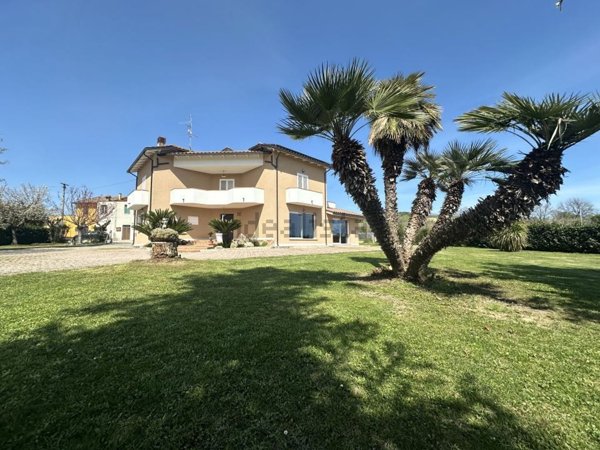 casa indipendente in vendita a Fossacesia