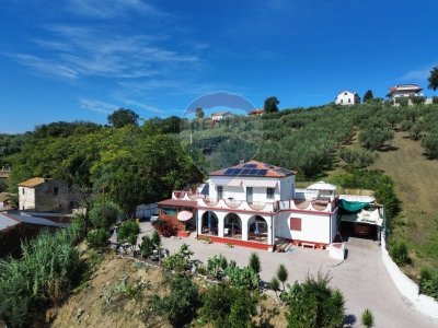 casa indipendente in vendita a Fossacesia