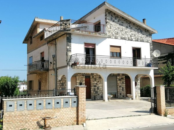 casa indipendente in vendita a Fossacesia