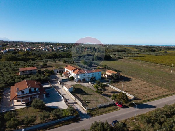 casa indipendente in vendita a Fossacesia