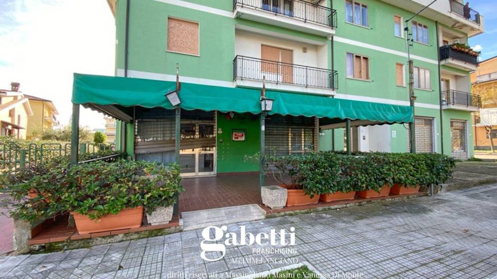 negozio in vendita a Fossacesia