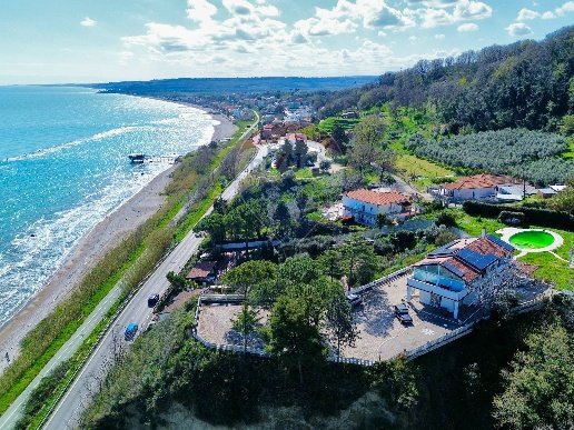 casa indipendente in vendita a Fossacesia in zona Fossacesia Marina