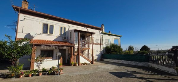 casa semindipendente in vendita a Fossacesia