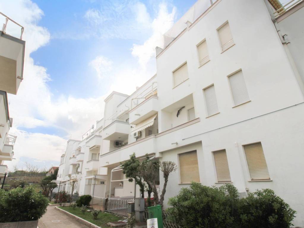 appartamento in vendita a Fossacesia in zona Fossacesia Marina