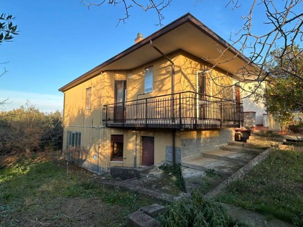casa indipendente in vendita a Fossacesia