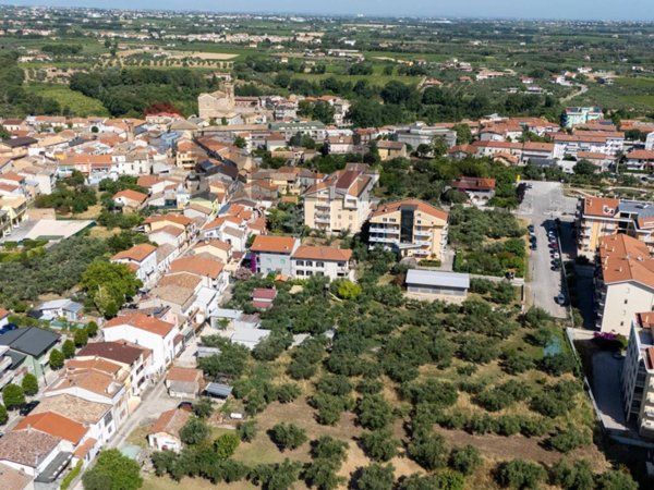 casa indipendente in vendita a Fossacesia