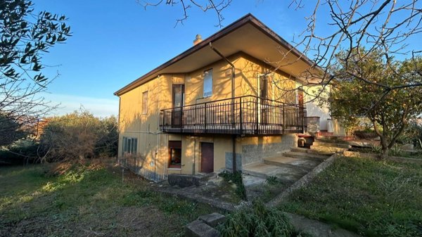 casa indipendente in vendita a Fossacesia in zona Villa Scorciosa
