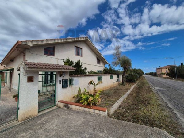 casa indipendente in vendita a Fossacesia