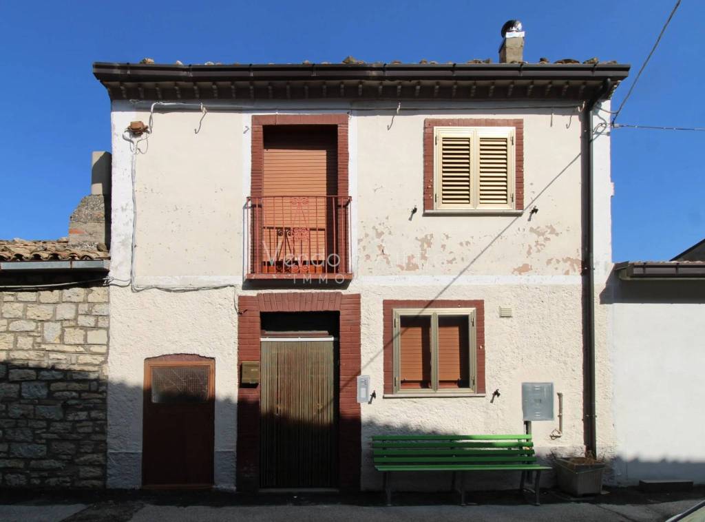 casa indipendente in vendita a Fraine