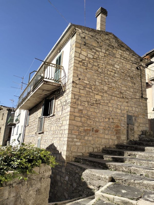 casa indipendente in vendita a Fraine