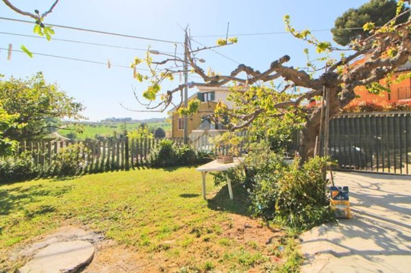 casa indipendente in vendita a Francavilla al Mare in zona Villanesi