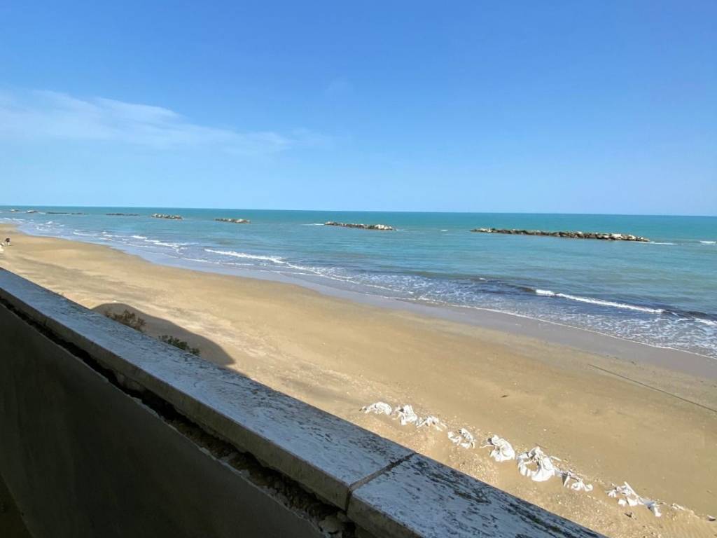 intera palazzina in vendita a Francavilla al Mare