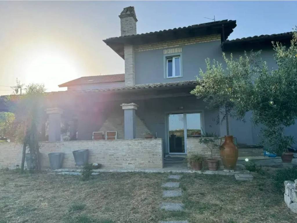 casa indipendente in vendita a Francavilla al Mare