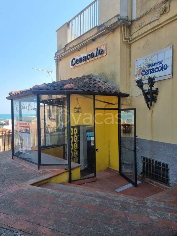 negozio in vendita a Francavilla al Mare