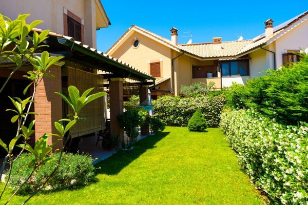 casa indipendente in vendita a Francavilla al Mare