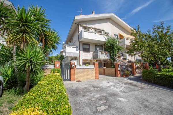 casa indipendente in vendita a Francavilla al Mare