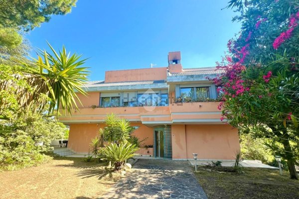 casa indipendente in vendita a Francavilla al Mare in zona Villanesi