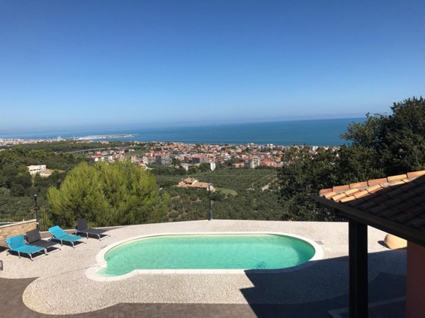 casa indipendente in vendita a Francavilla al Mare