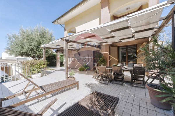casa indipendente in vendita a Francavilla al Mare