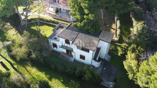 casa indipendente in vendita a Francavilla al Mare