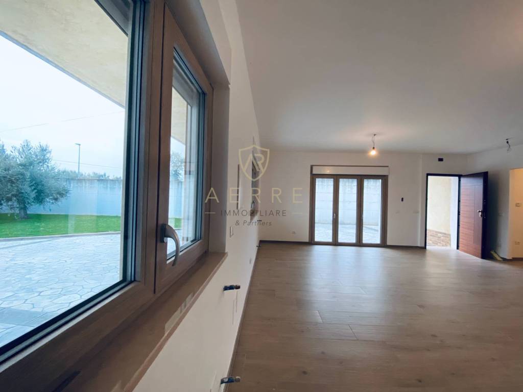 appartamento in vendita a Francavilla al Mare in zona Arenaro