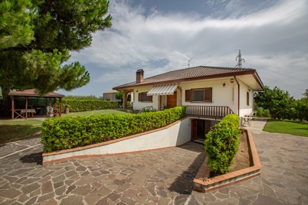 casa indipendente in vendita a Francavilla al Mare in zona Santa Cecilia