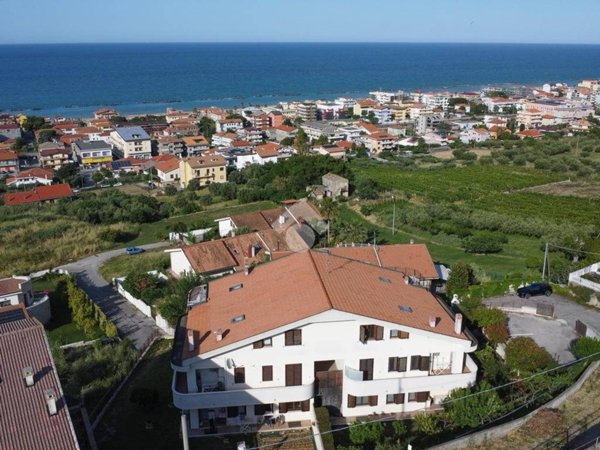 appartamento in vendita a Francavilla al Mare in zona Setteventi