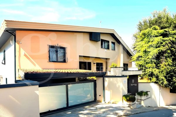 casa indipendente in vendita a Francavilla al Mare