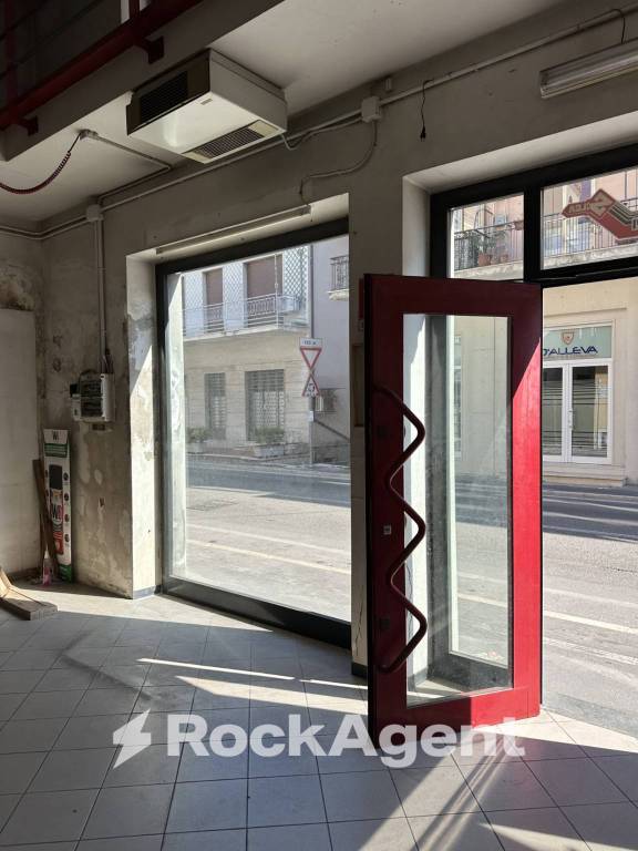 negozio in vendita a Francavilla al Mare