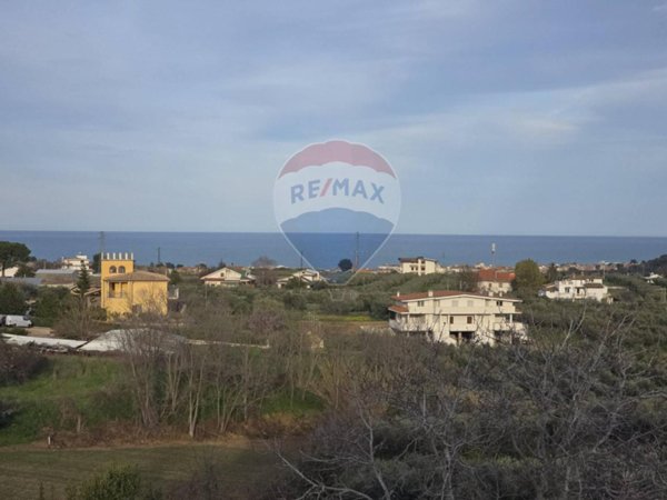 appartamento in vendita a Francavilla al Mare in zona Fontechiaro