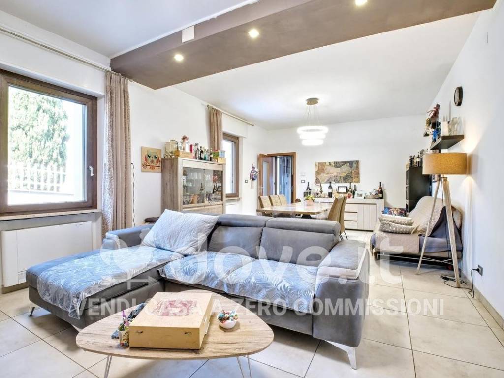 casa indipendente in vendita a Francavilla al Mare in zona Santa Cecilia