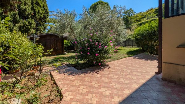 casa indipendente in vendita a Francavilla al Mare in zona Valle Anzuca